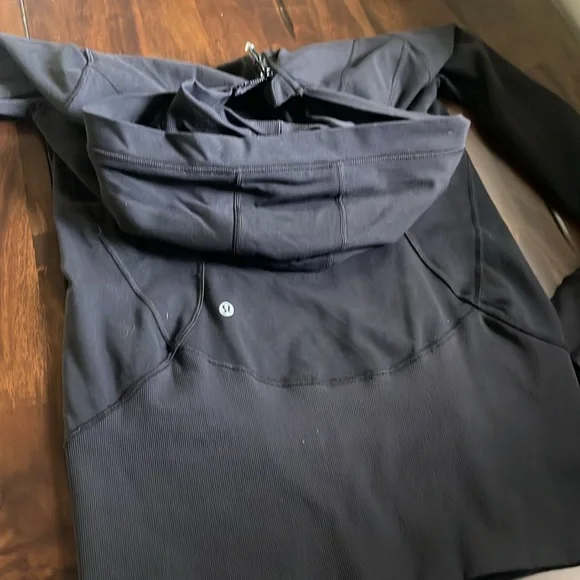 Lululemon Stride Jacket - Picture 8 of 8